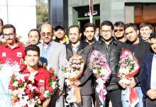 گزارش تصویری استقبال هیات رئیسه دانشگاه  از تیم رباتیک دانشگاه صنعتی شاهرود